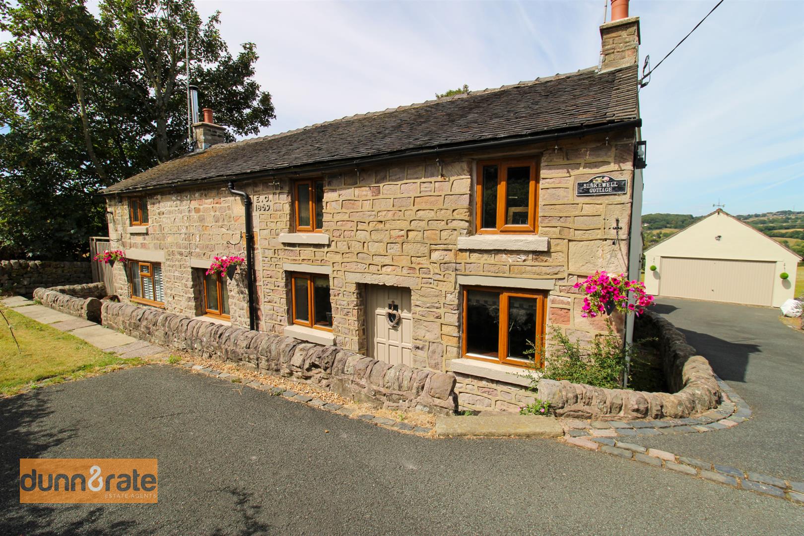 4 bed property in Clewlows Bank, Stoke-On-Trent